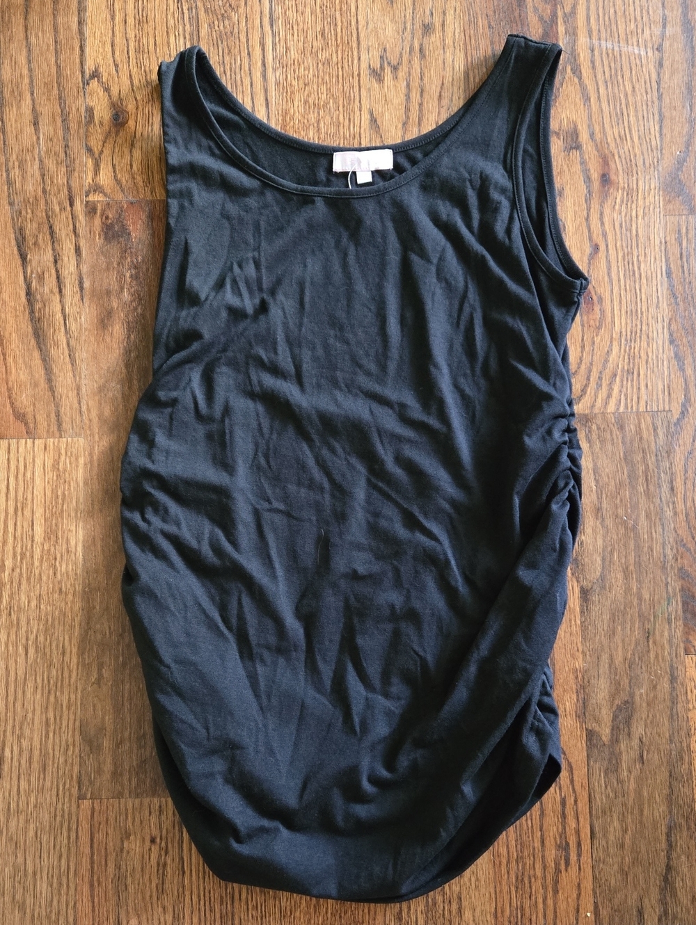 Classic Black Sleeveless Tank Top - Brand Unspecified